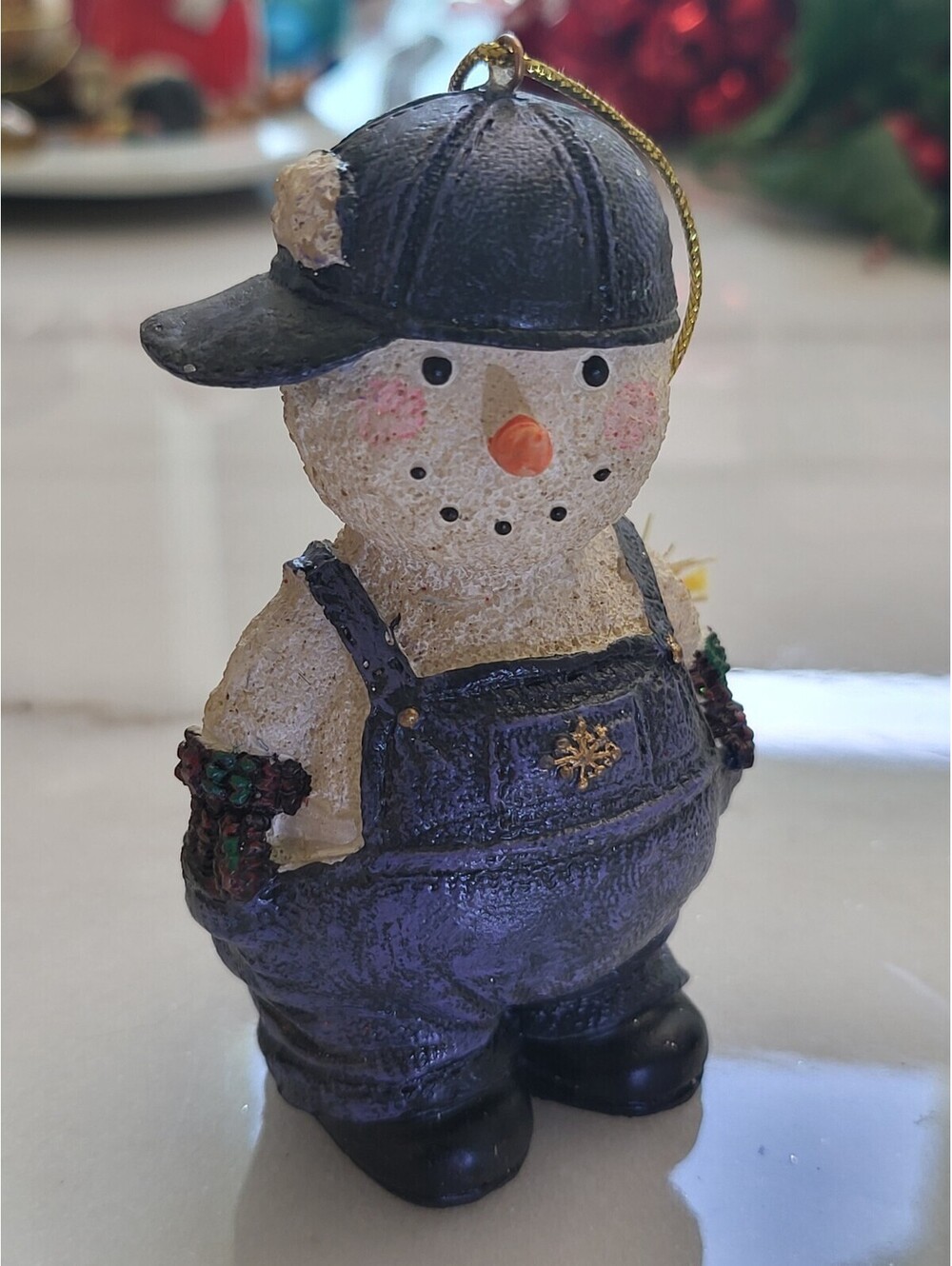 Vtg Christmas Ornament Snowman In Blue Jean Overalls Resin EUC 3D 3.75" A93